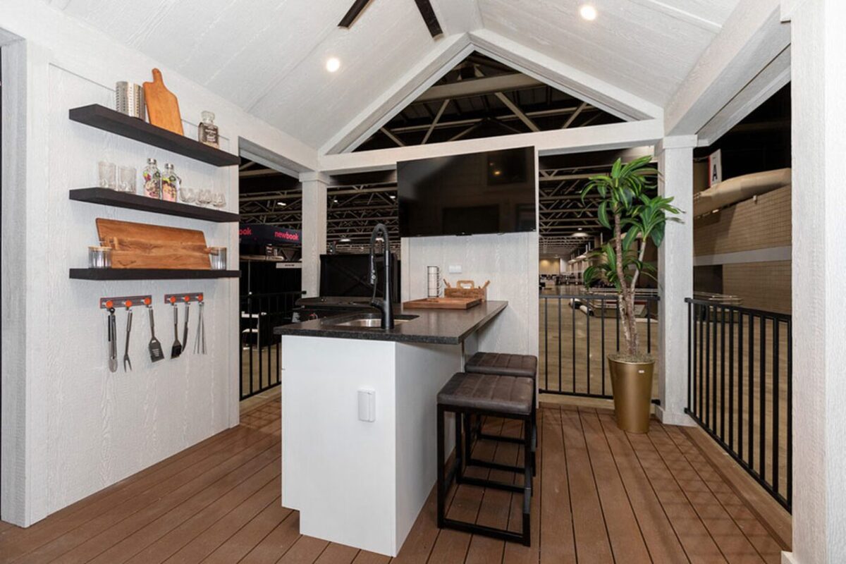 400Sqft Tannehill Tiny House has Porch Kitchen, Sleeps Eight