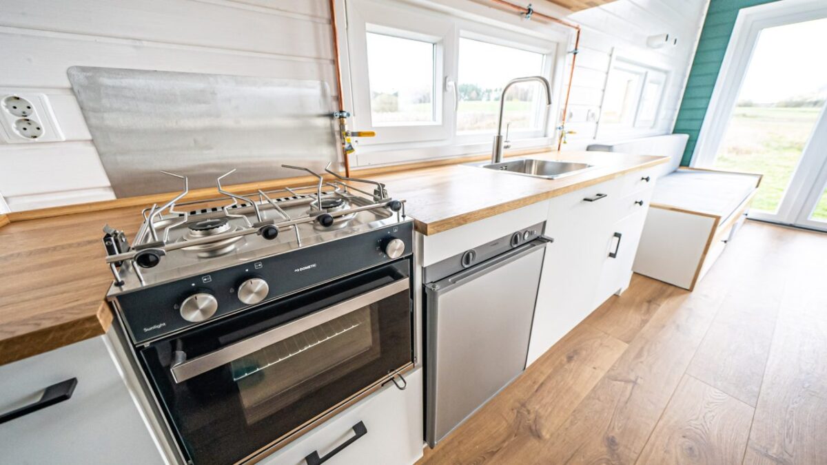 10 Luxuries We Have Off Grid (that most suburban homes don't...) - Off-Grid Luxury Apartments