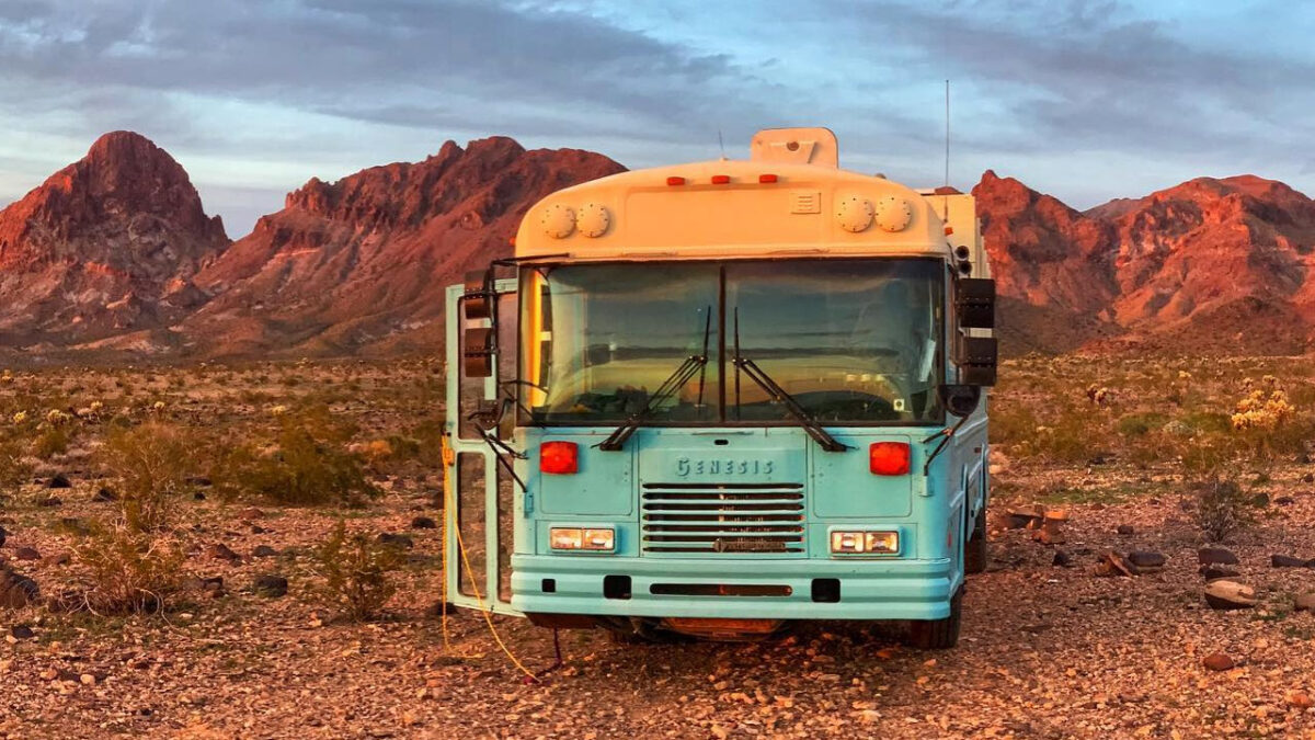 Elderly Couple Builds 35ft Solar-Powered Skoolie to Freely Travel