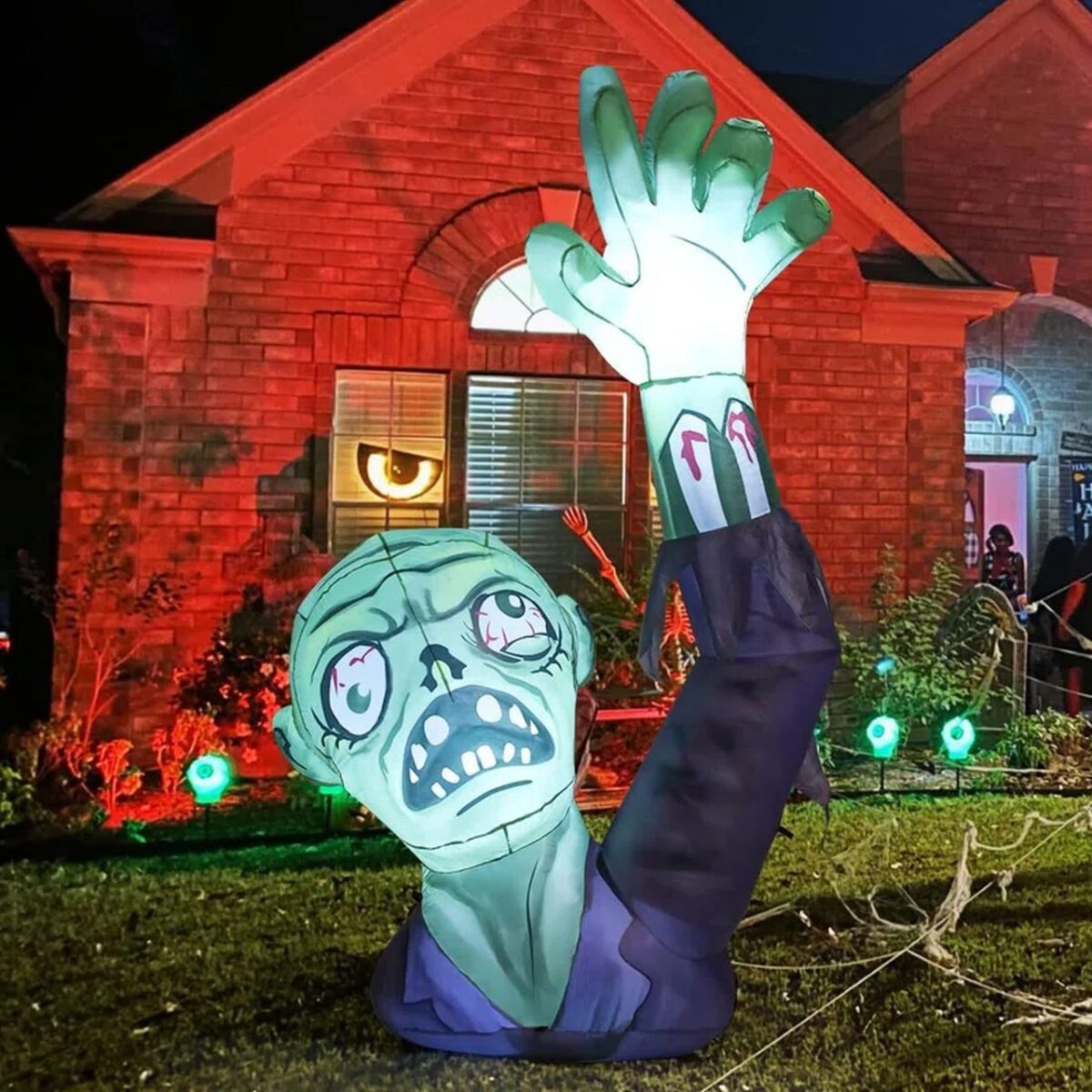 Zombie Halloween Décor Ideas to Turn Your Home Into Bloody Mess