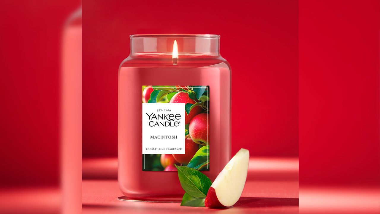 Best Scented Candles for Fall - Yankee Candle Macintosh