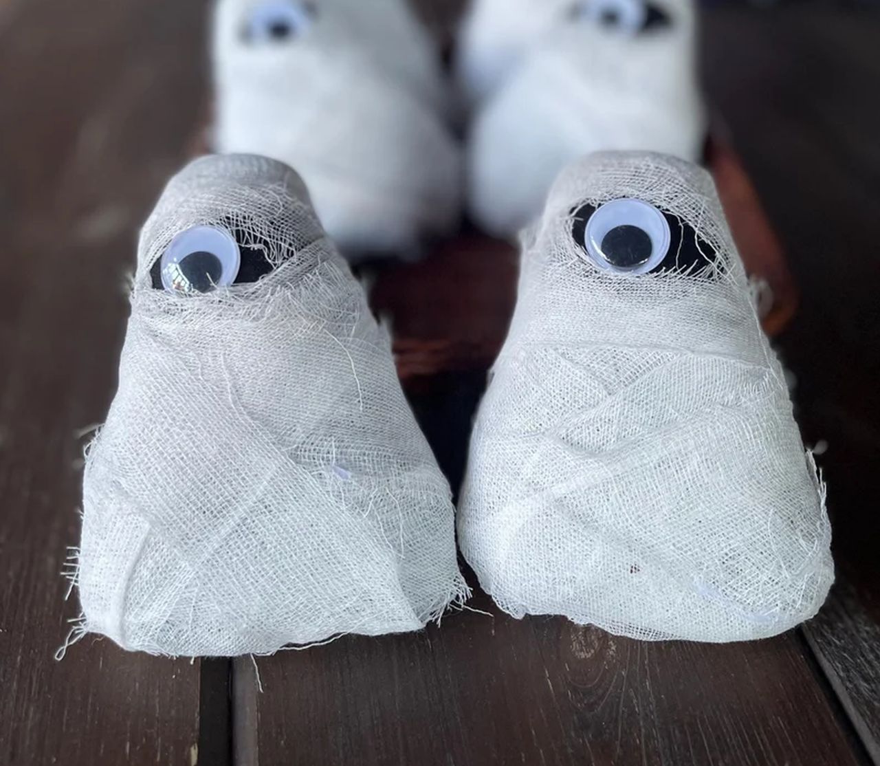 Fabric mummy heads