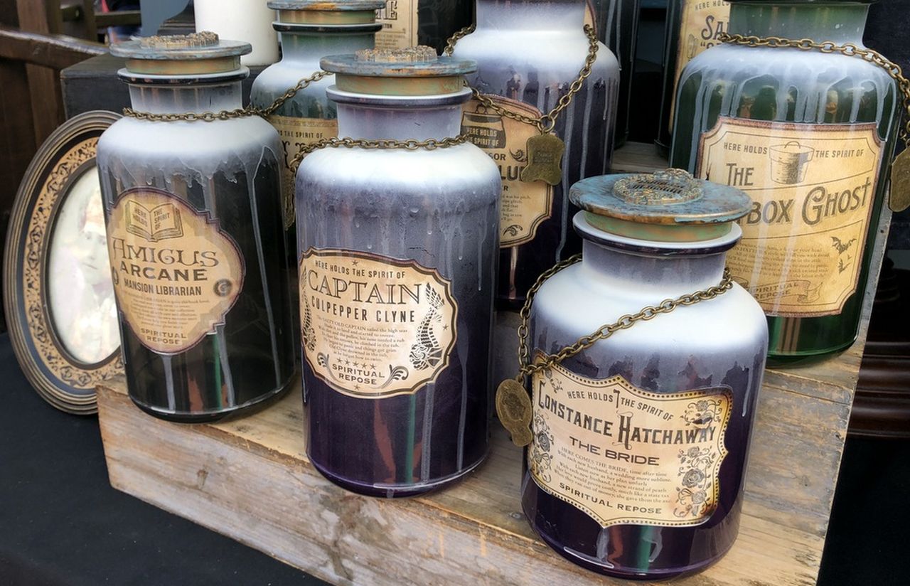 Label jars with haunted names