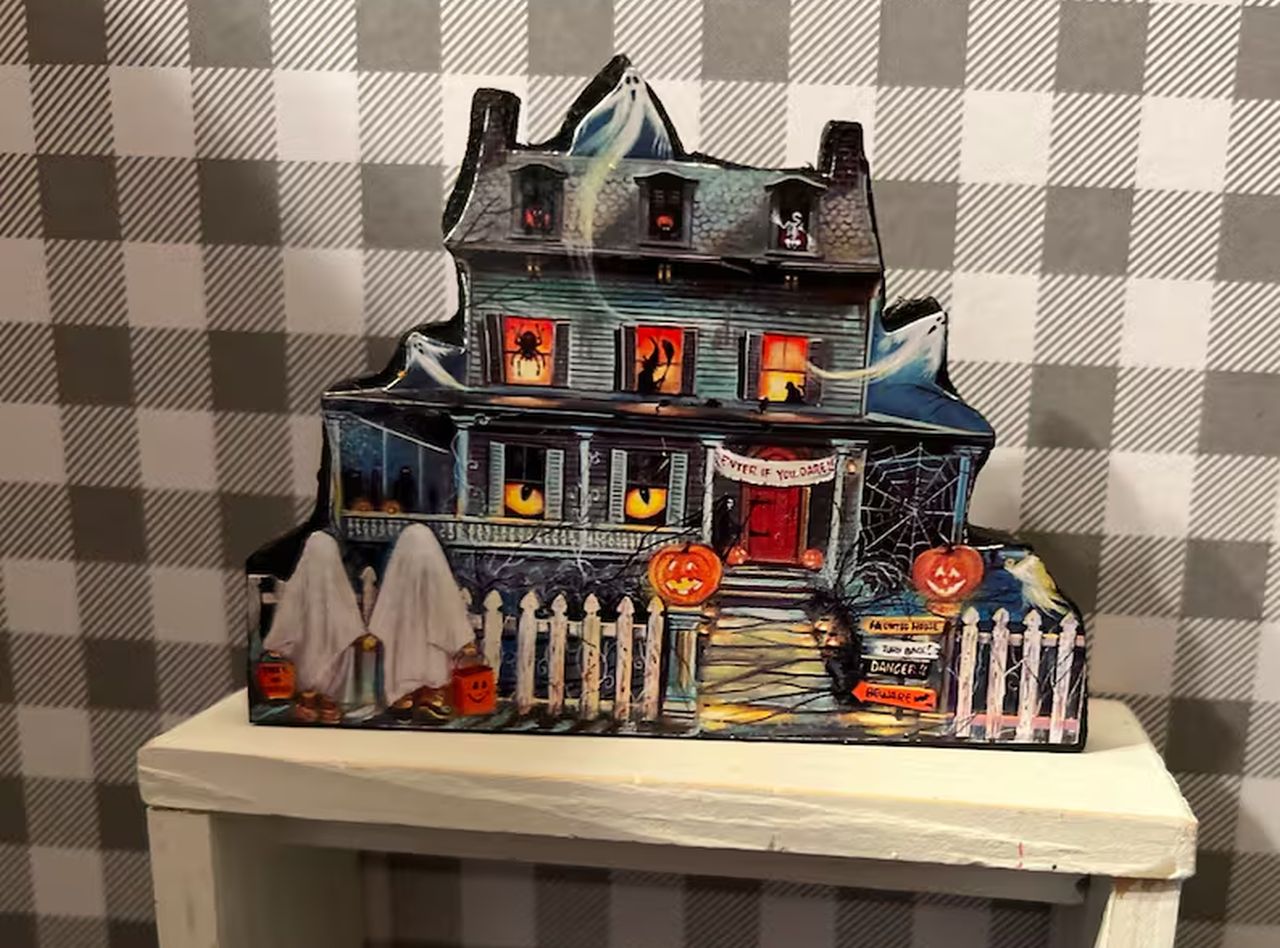 Miniature Haunted House with Spooky Lights
