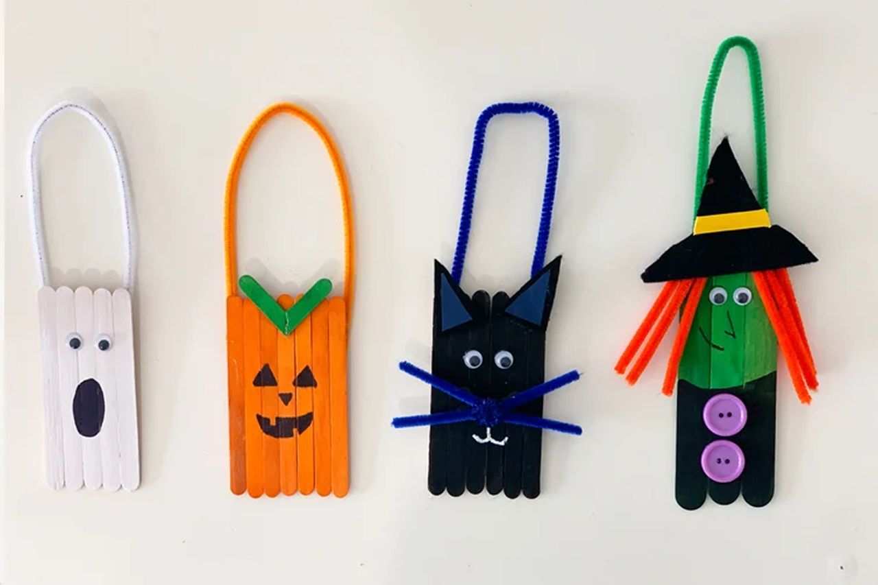 Paddle Pop Stick Halloween Door Hangers