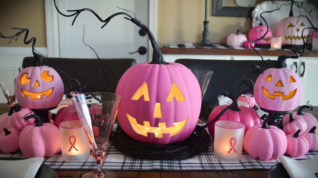 Pink Halloween Decoration Ideas - Jack-o’-Lantern Pink Haven