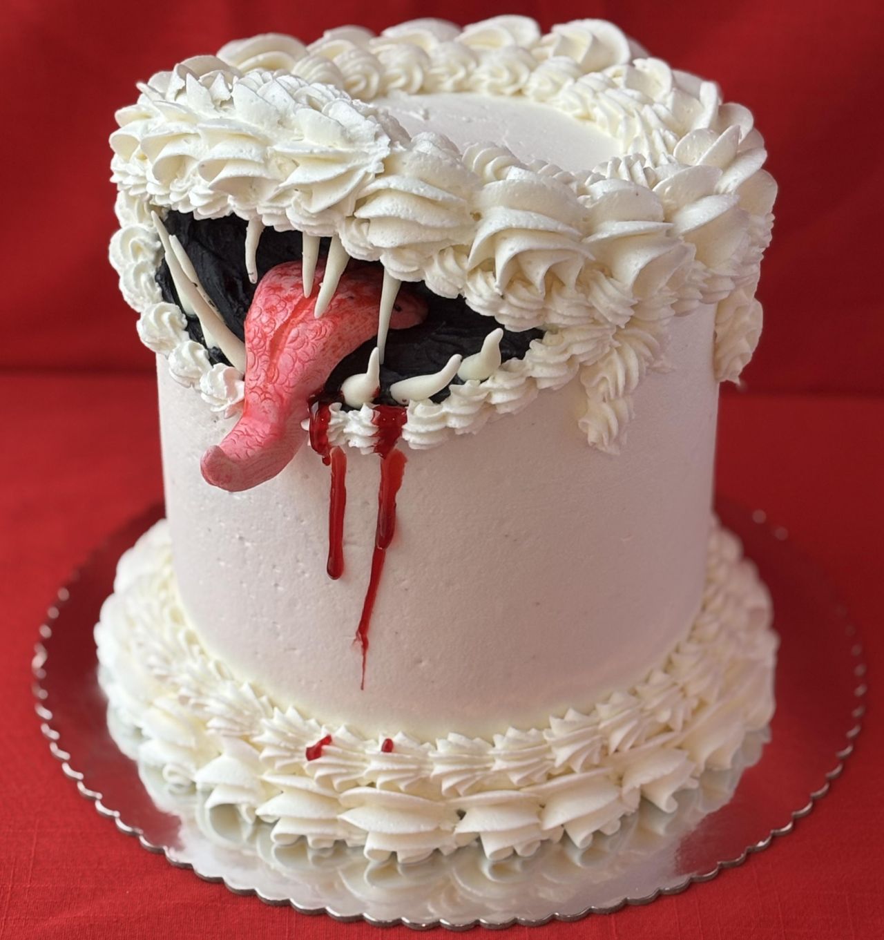Cake inspired by Mimic from Dungeons and Dragons-homecrux