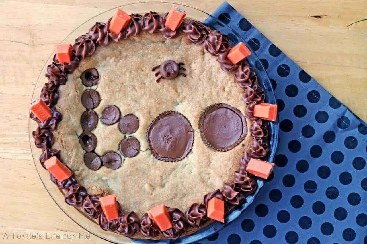 Halloween Pie Ideas - Spooky Cookie Pie for Halloween