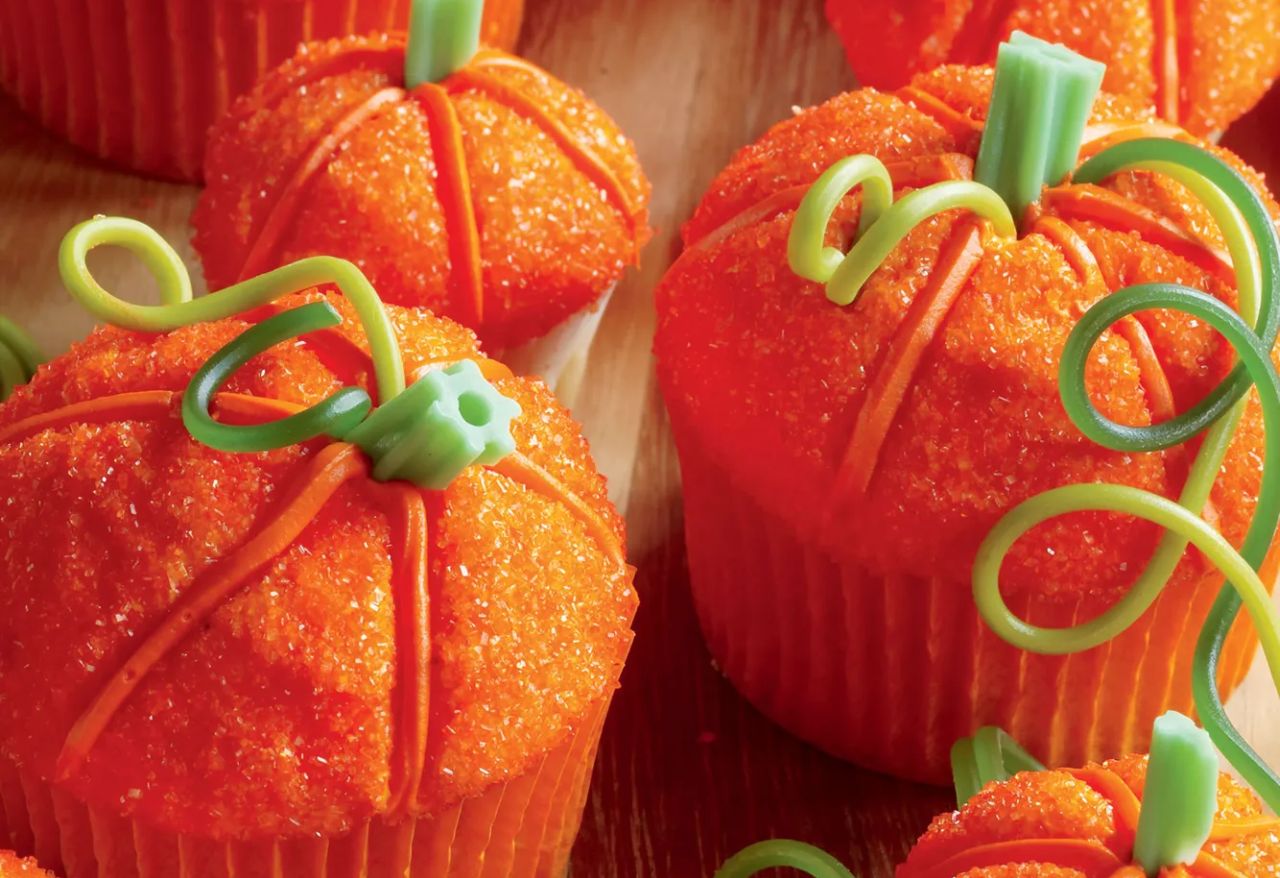 Halloween cupcake ideas - Pumpkin Patch Cupcakes