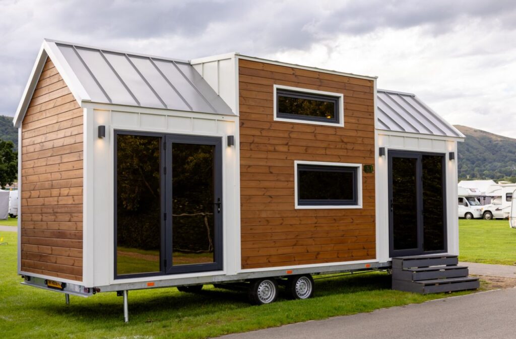 Paris Tiny House has Two-Bedroom Layout, Walkthrough Bathroom