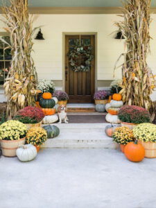 Ways-to-decorate-your-home-with-pumpkins-for-halloween