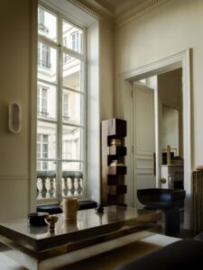 Joris Poggioli paris apartment with Napoleon-era architecture-4