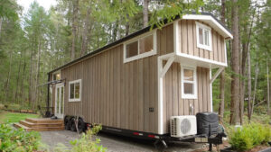 Amber's-Tiny-House -featured