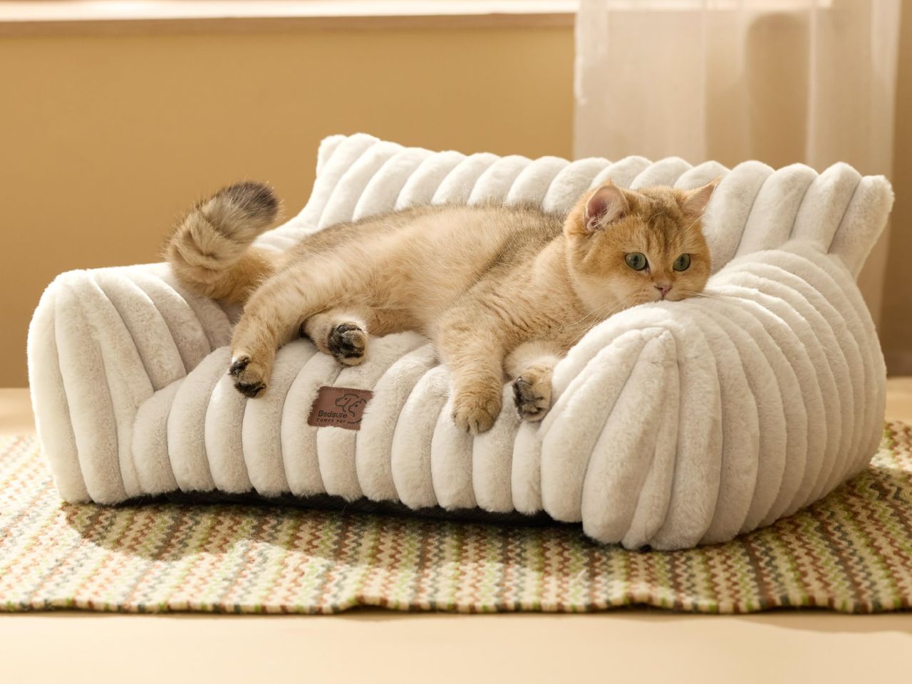 Bedsure Cute Cat Couch for Pets