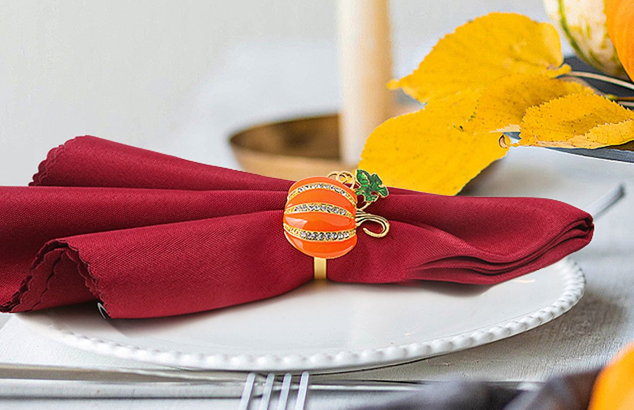 Best Thanksgiving napkin holder - KPOSIYA Fall Napkins Rings