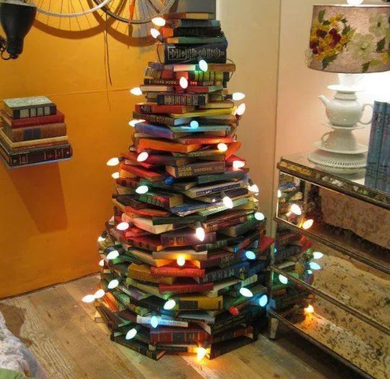 Christmas Tree With Books- 1