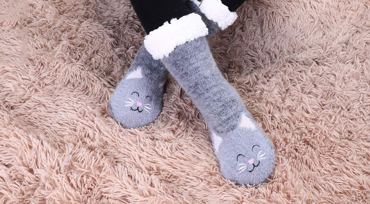 Jeasona Women’s Fuzzy Slipper Socks