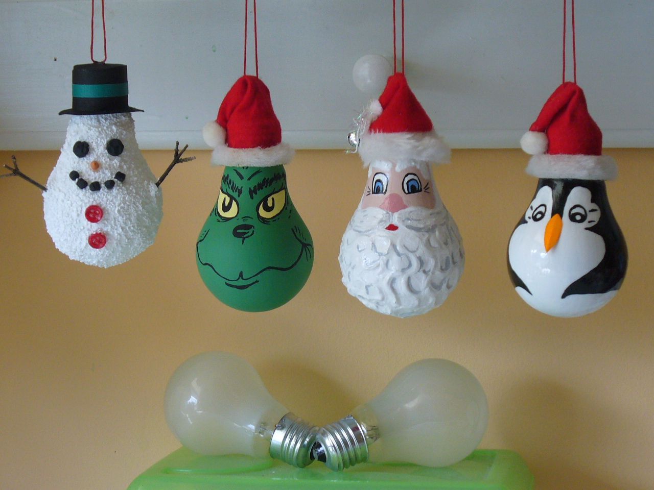 Painted Lightbulb for Christmas Decoration