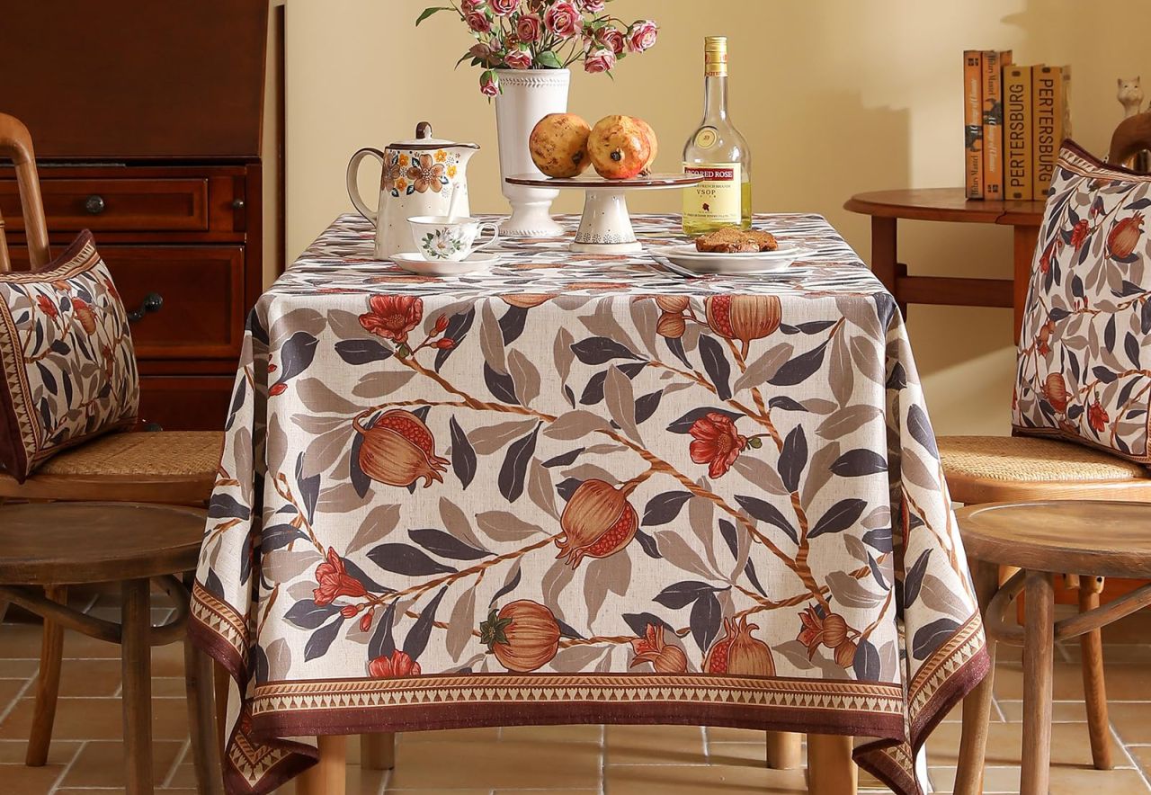 Pomegranates and Leaves Pattern Tablecloth