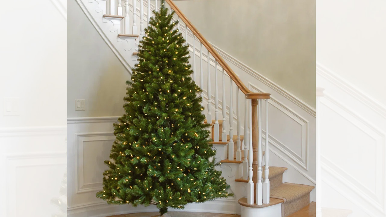 The Holiday Aisle North Valley Spruce Artificial Christmas Tree