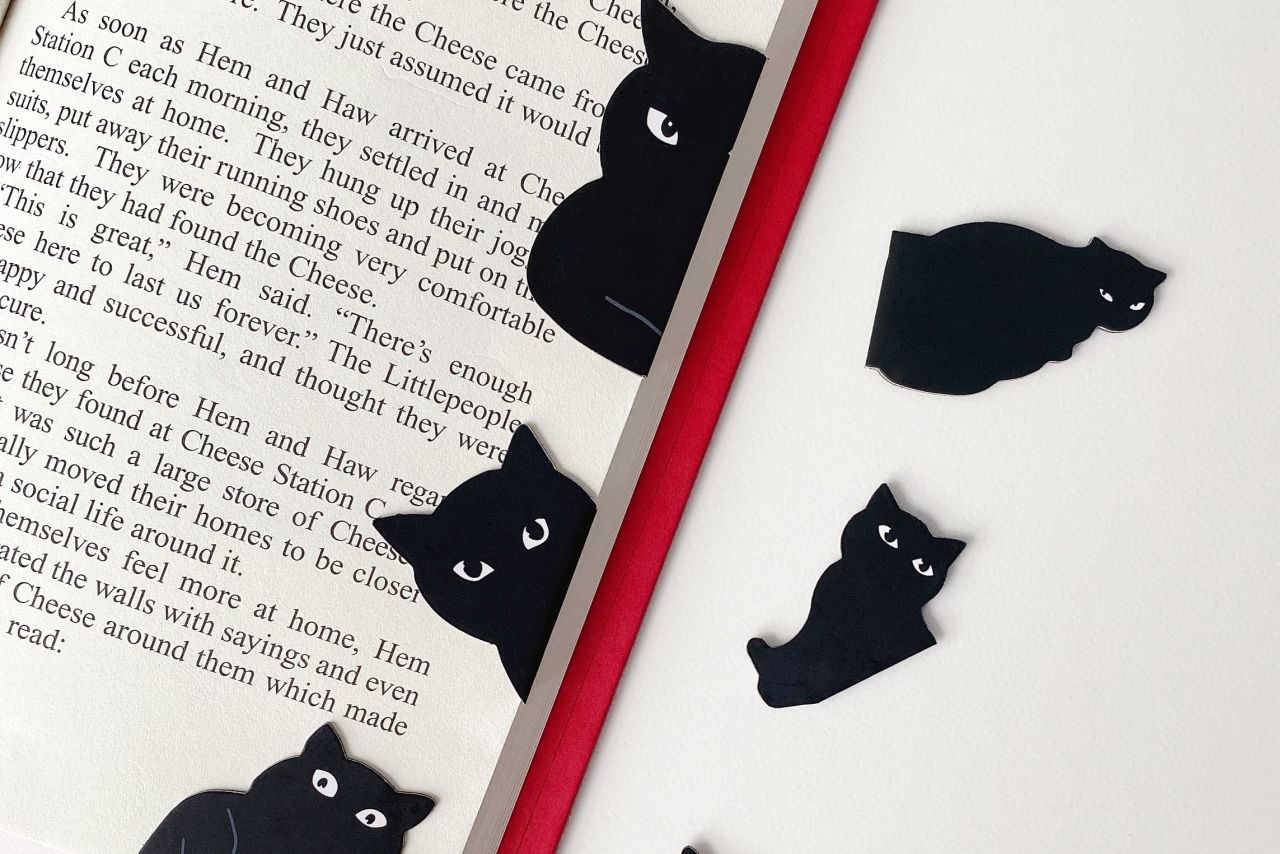 yasest Magnetic Bookmarks