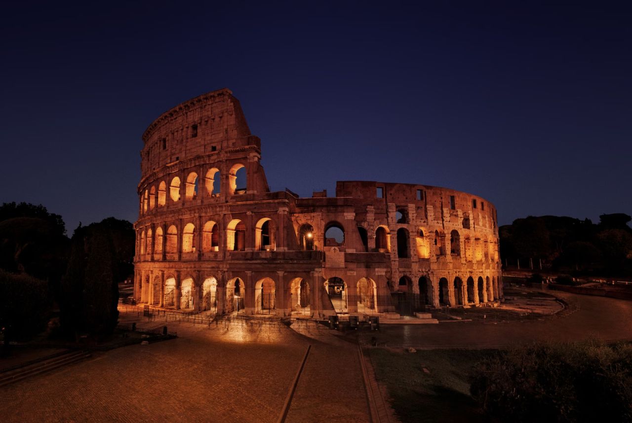 Airbnb Experience Offering Gladiator Training at the Colosseum