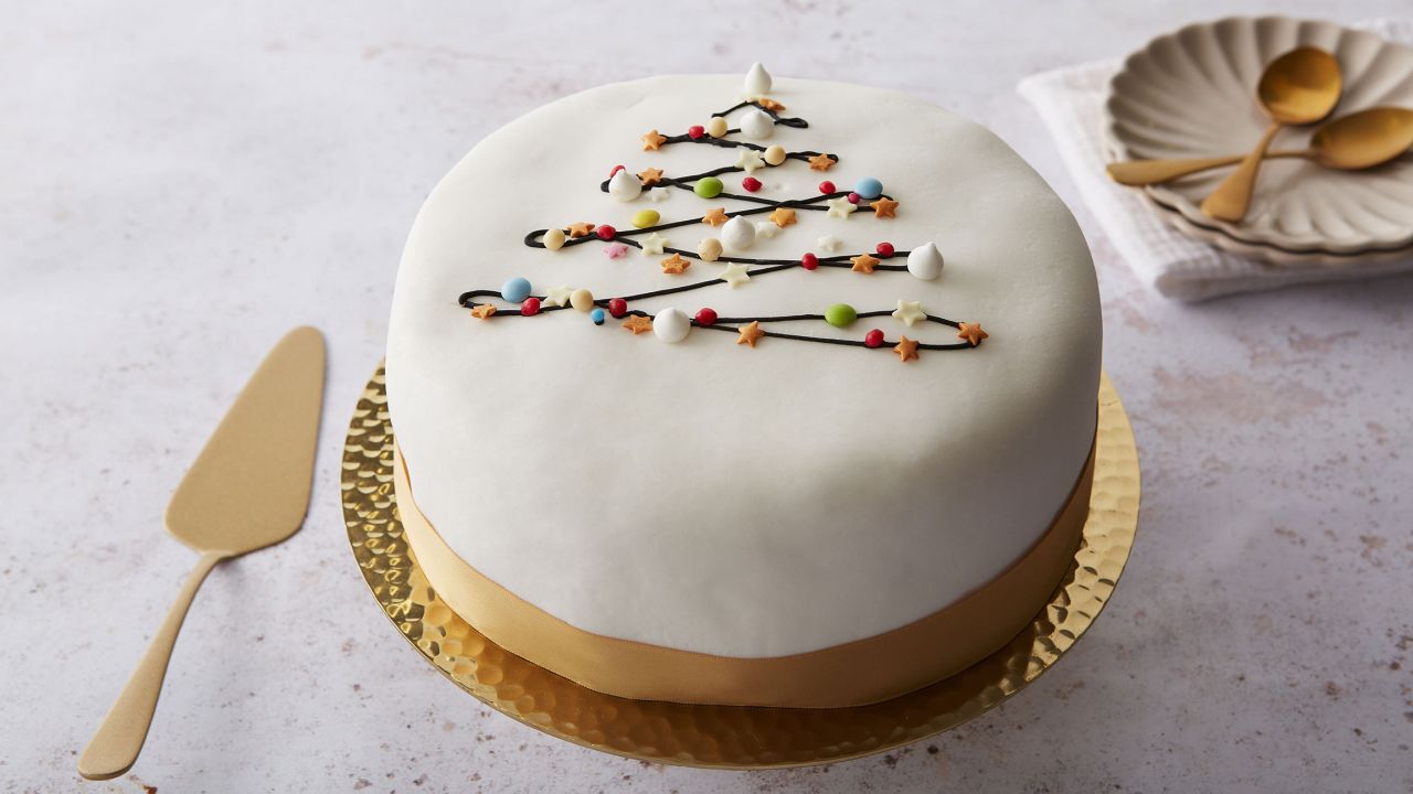 Best Christmas Cake Recipes - Dried Fruit Christmas Cake