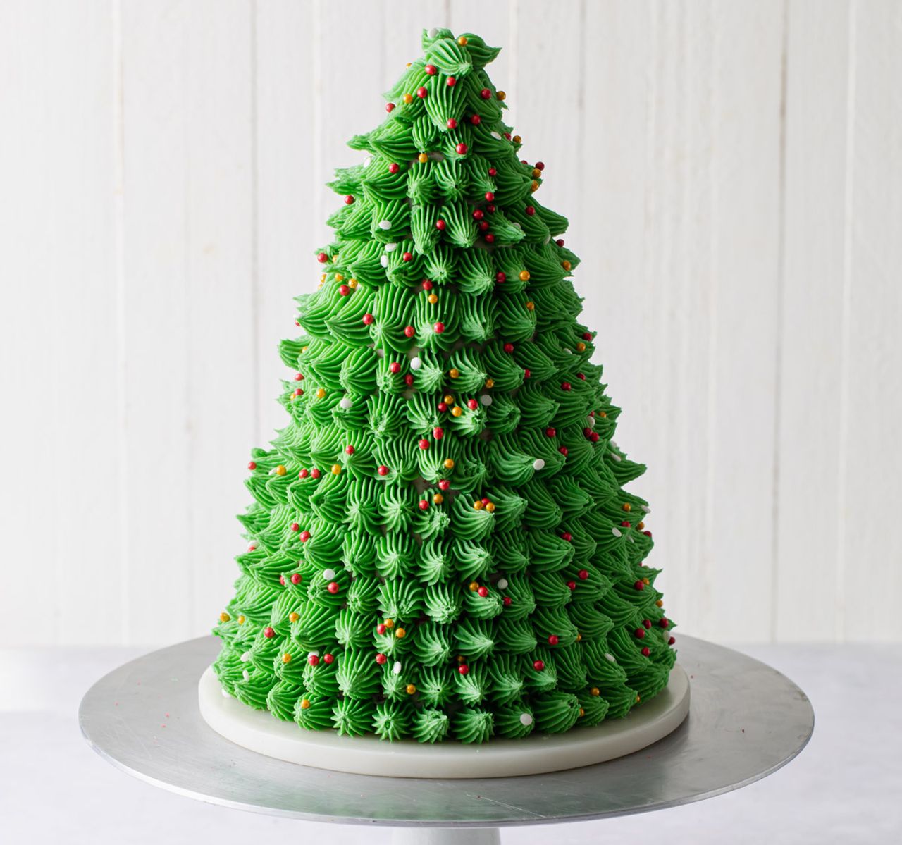 Best Christmas Cake Recipes - Red Velvet 3D Christmas Tree Cake