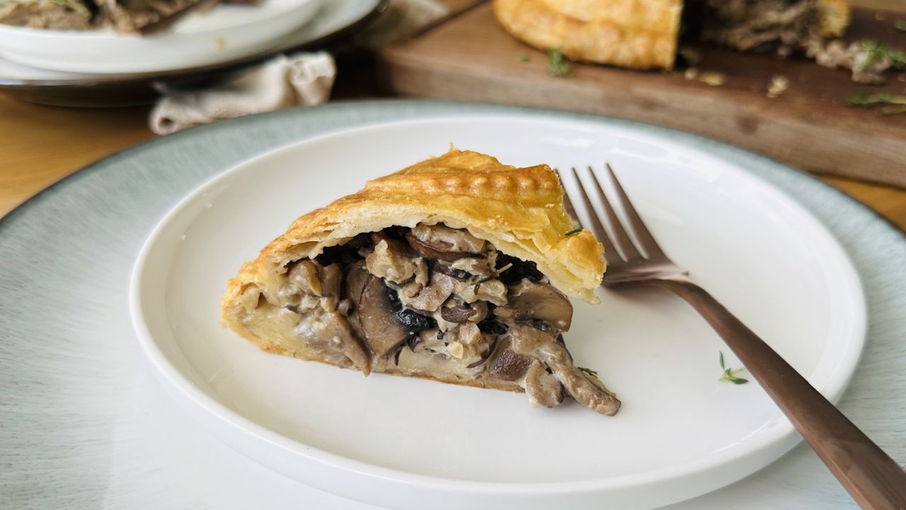 Best Christmas Main Course Dinner Recipes - Mushroom Pithivier