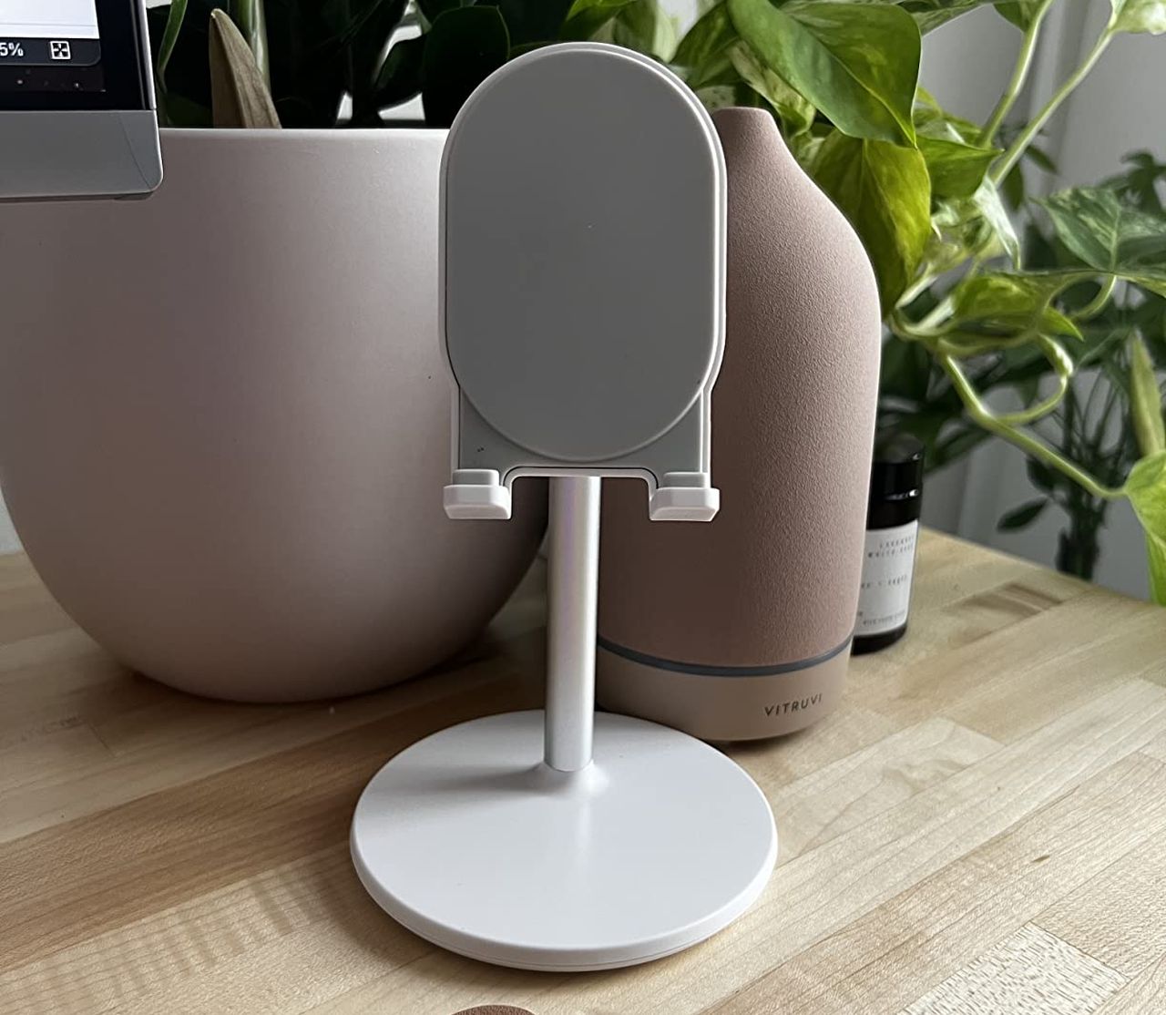 Bright Stone Phone Stand for Desk