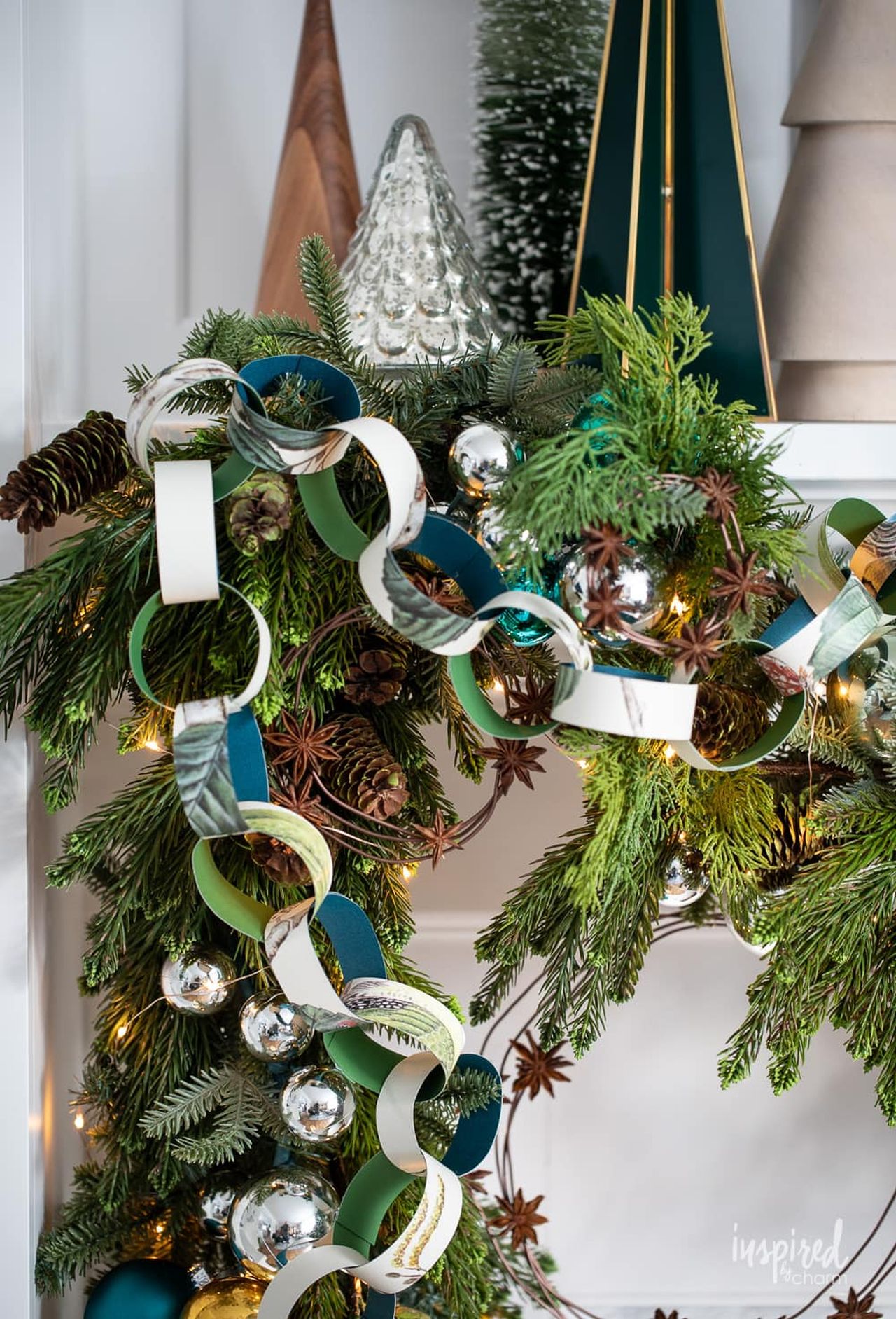 Christmas Paper Chain Garland
