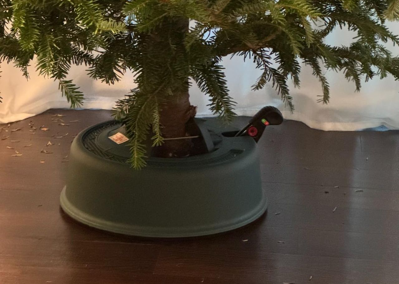 Best15+ Christmas Tree Stands You can Get Right Now, image size:1280x910