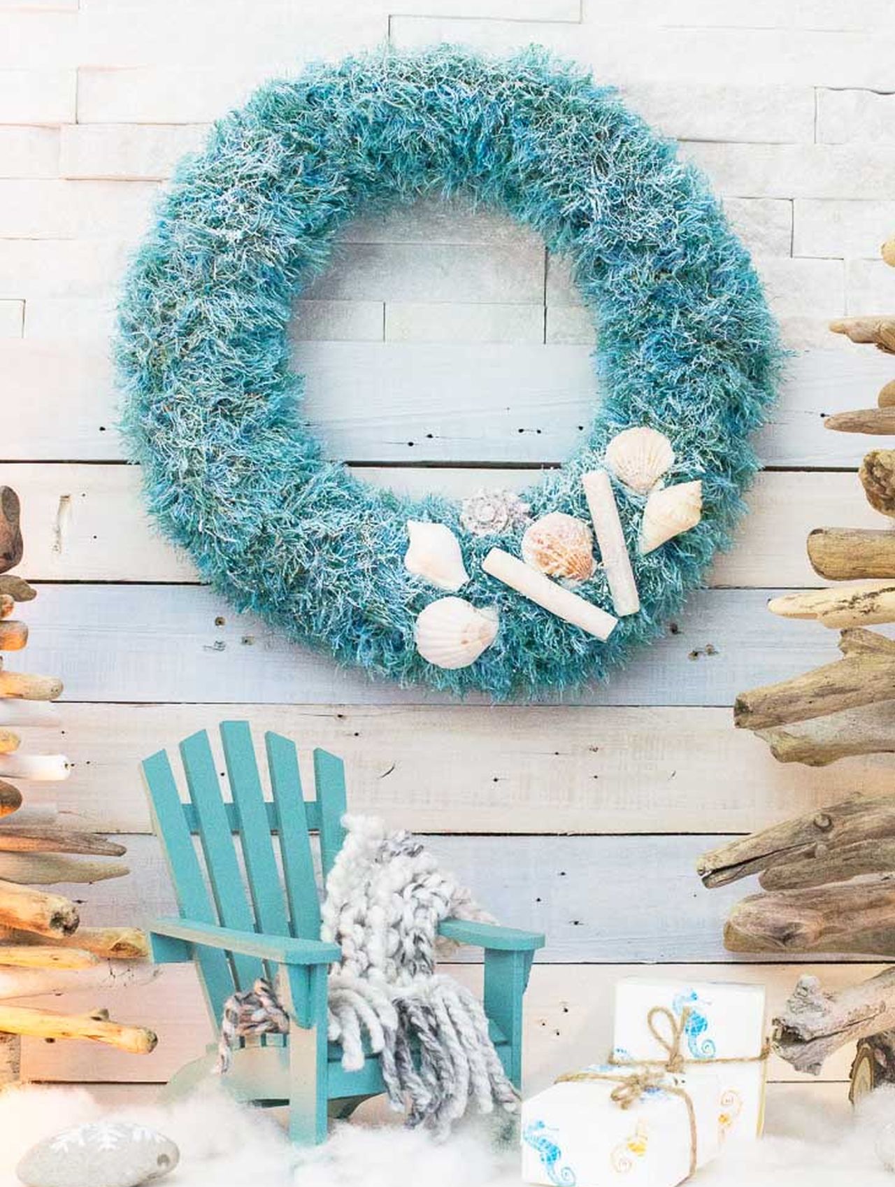 Easy Upcycled Coastal Christmas Wreath