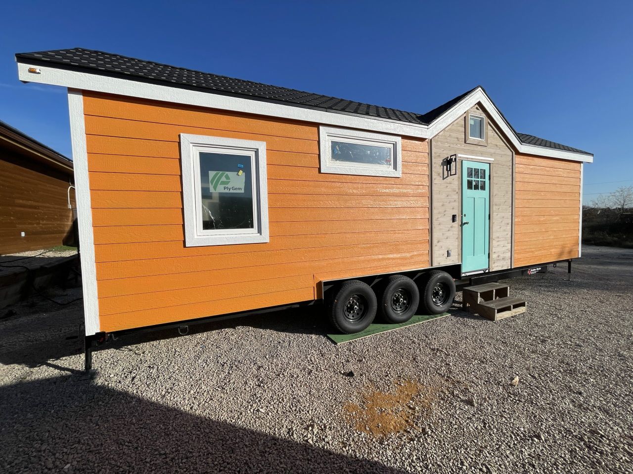 Eleanor tiny house on Decathlon Tiny Homes