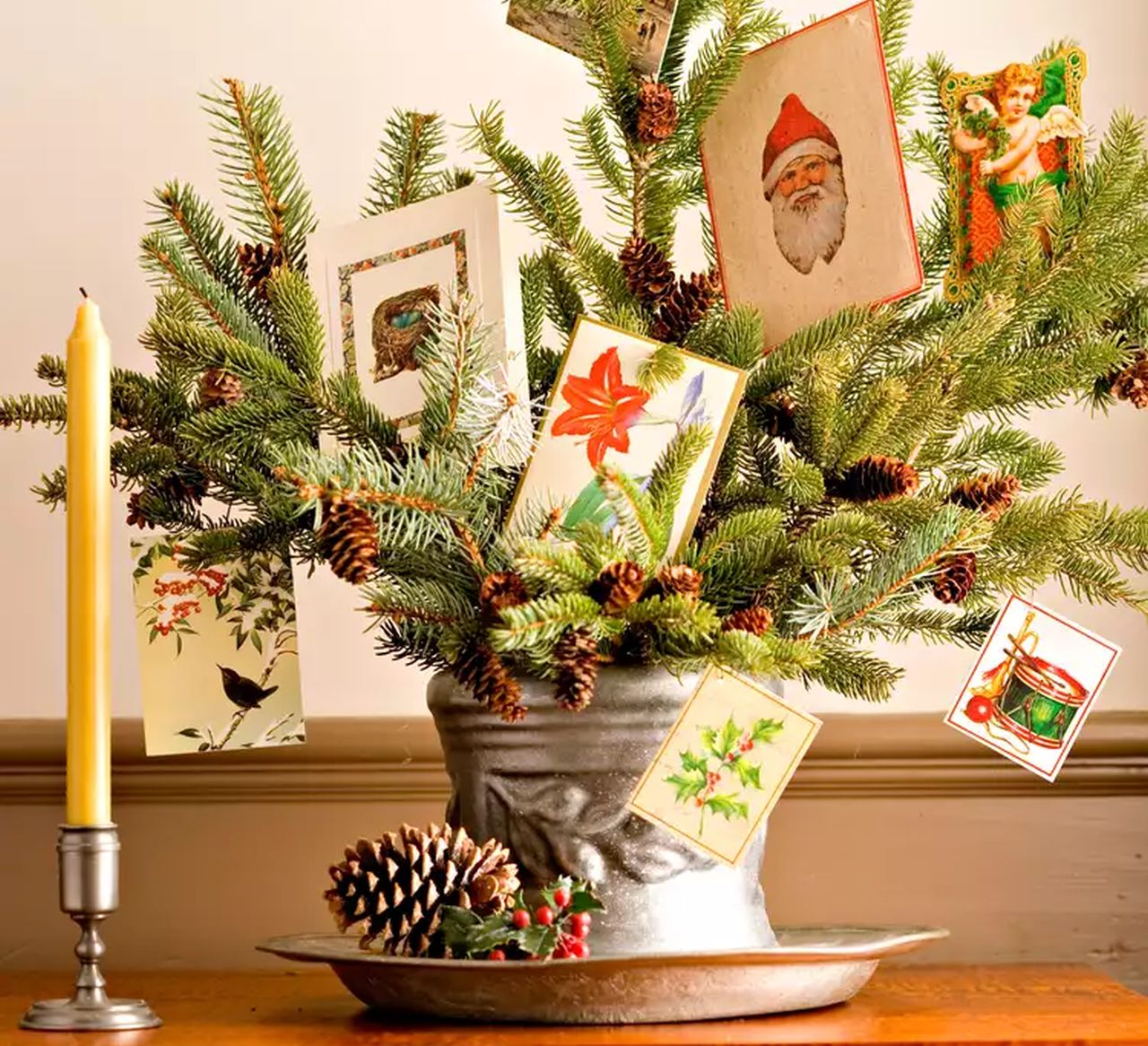 Evergreen Christmas Card Display