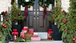 Front Porch Christmas Decoration Ideas