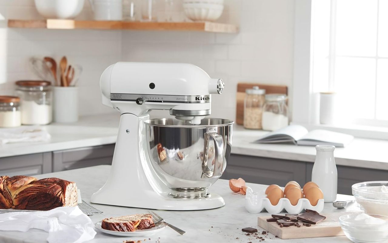 KitchenAid Artisan Series 5 Quart Tilt Head Stand Mixer