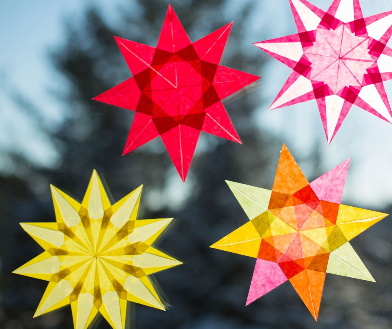 Layered 3D paper snowflakes_3