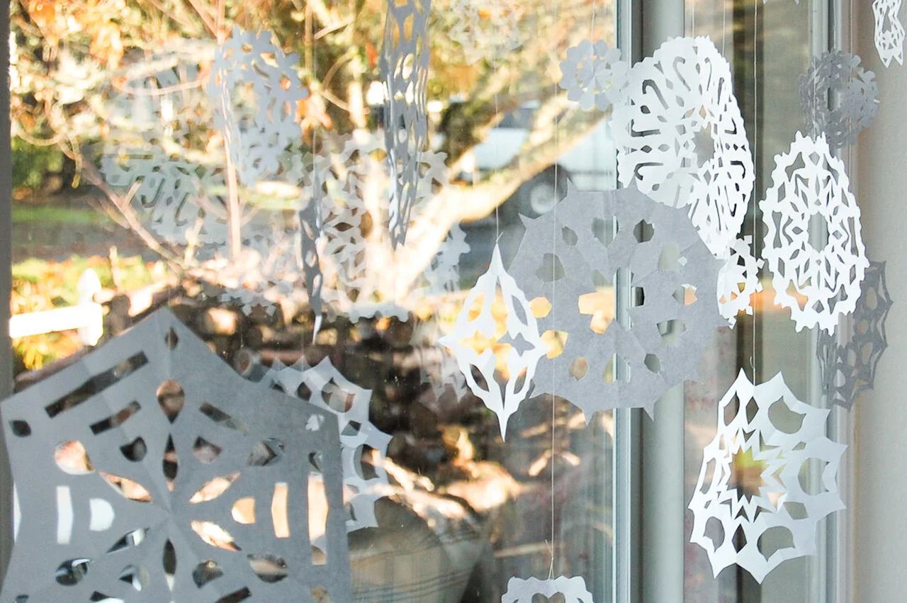 Layered 3D paper snowflakes_4