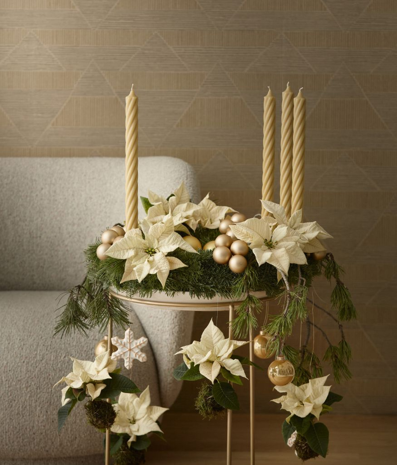 Luxurios Christmas decoration with white poinsettia flowers