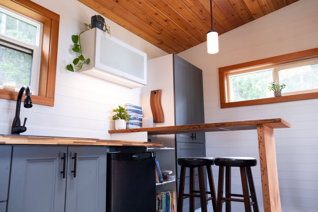 Maxwell Tiny House- kitchen (1)