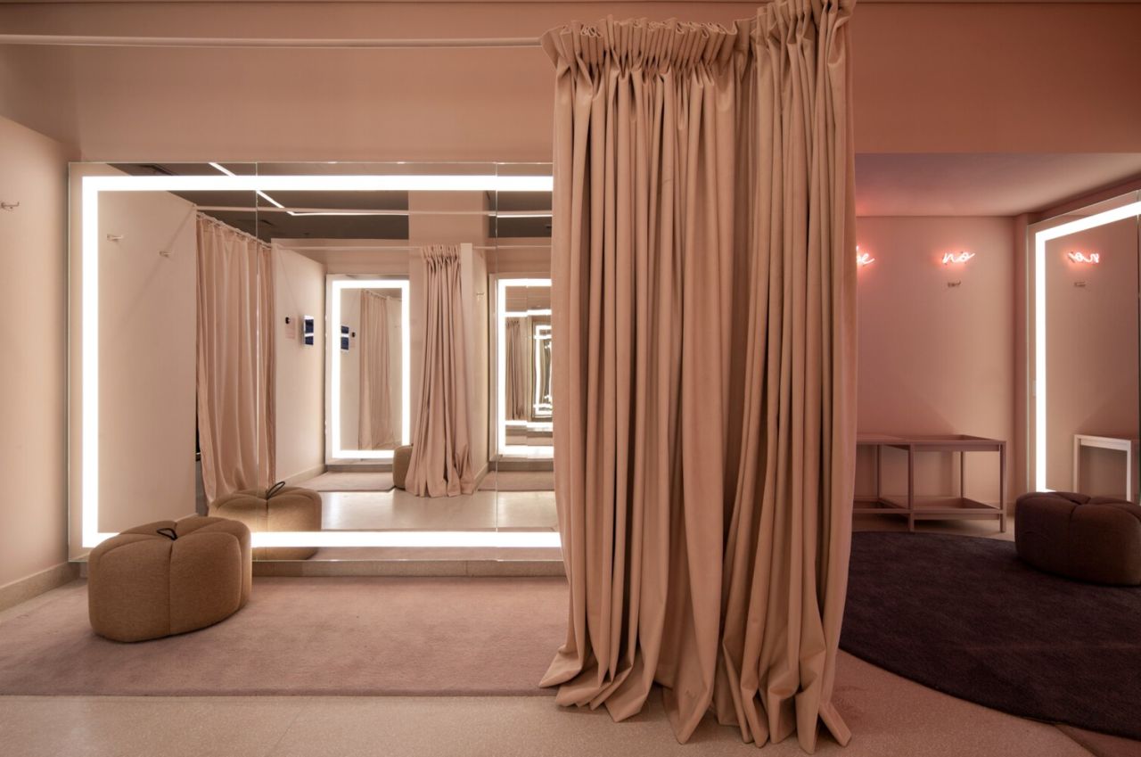 Mocha Mousse in Interior Design 2025 - matching curtains