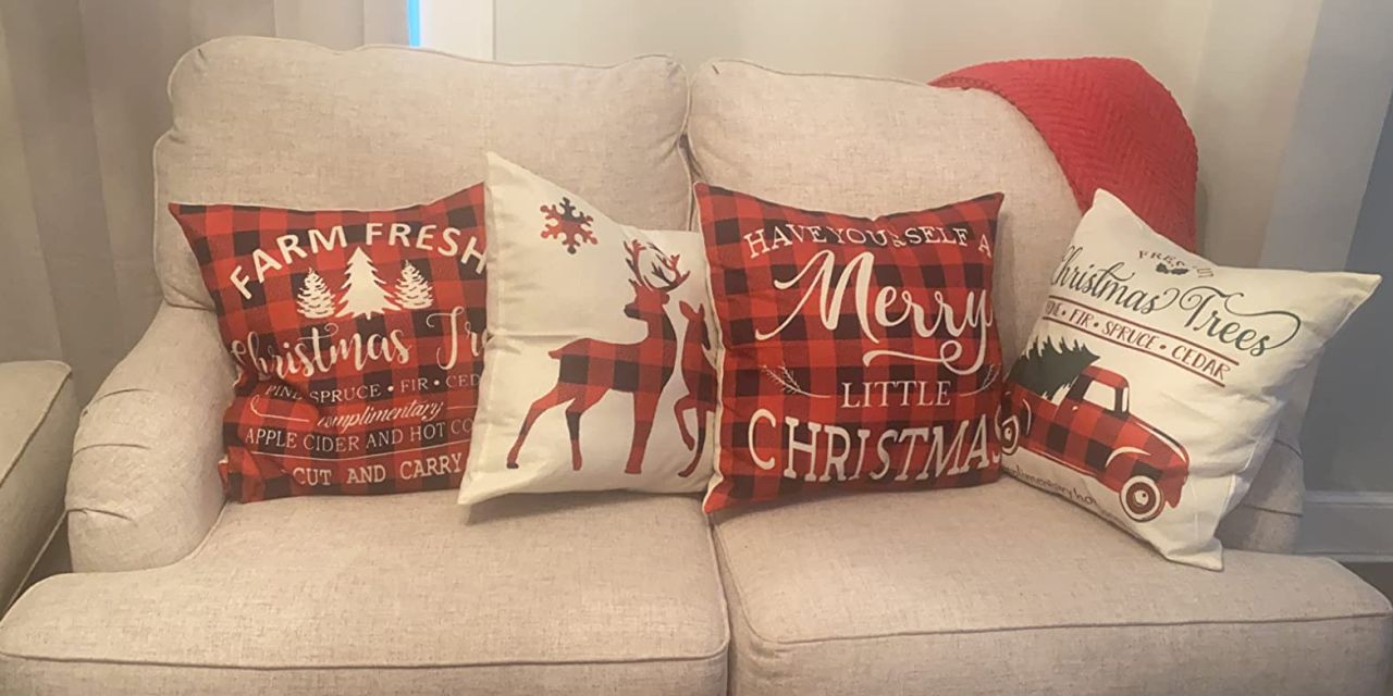 Ueerdand Christmas Decoration Pillow