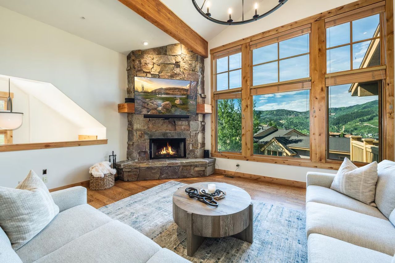 best christmas airbnbs in US - Entire Townhouse at the top of April Mountain in Park City, Utah