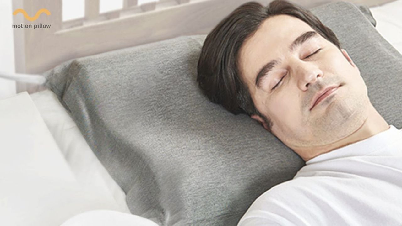 AI Motion Pillow sleep tracking and snoring prevention 