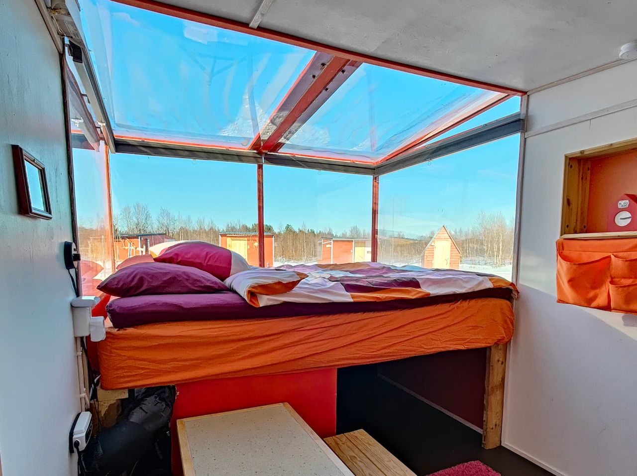 Best Airbnbs to Spot Northern Lights - Lake Inari Mobile Cabin, Finland 1