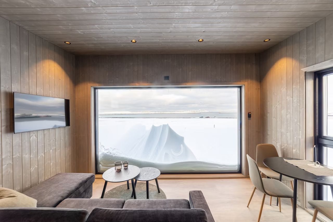 Best Airbnbs to Spot Northern Lights - Varanger View Cabin in Svartnes Norway