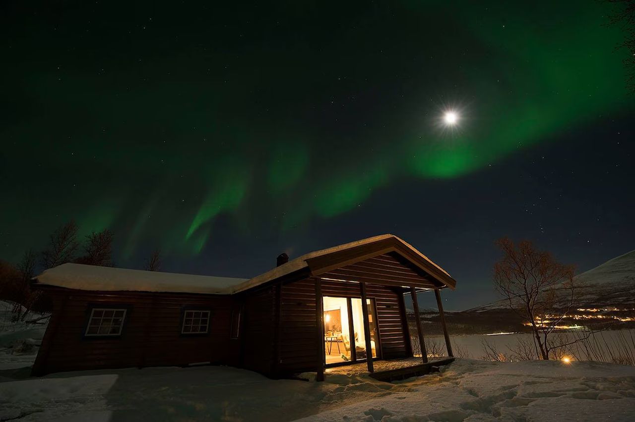 Best Airbnbs to Spot Northern Lights - Villa Hegge Cabin, Salangen, Norway