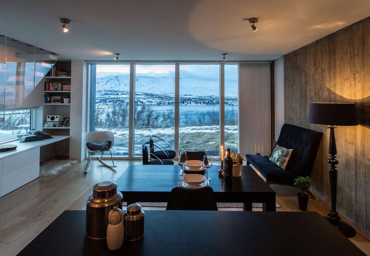 Best Airbnbs to Spot Northern Lights - Villa Lola in Akureyri, Iceland 1