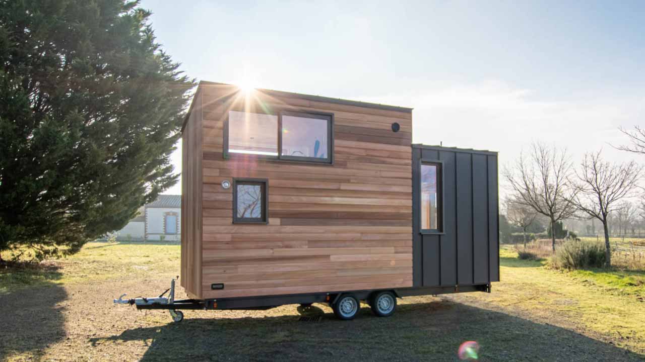 Cardabelle tiny house on wheels